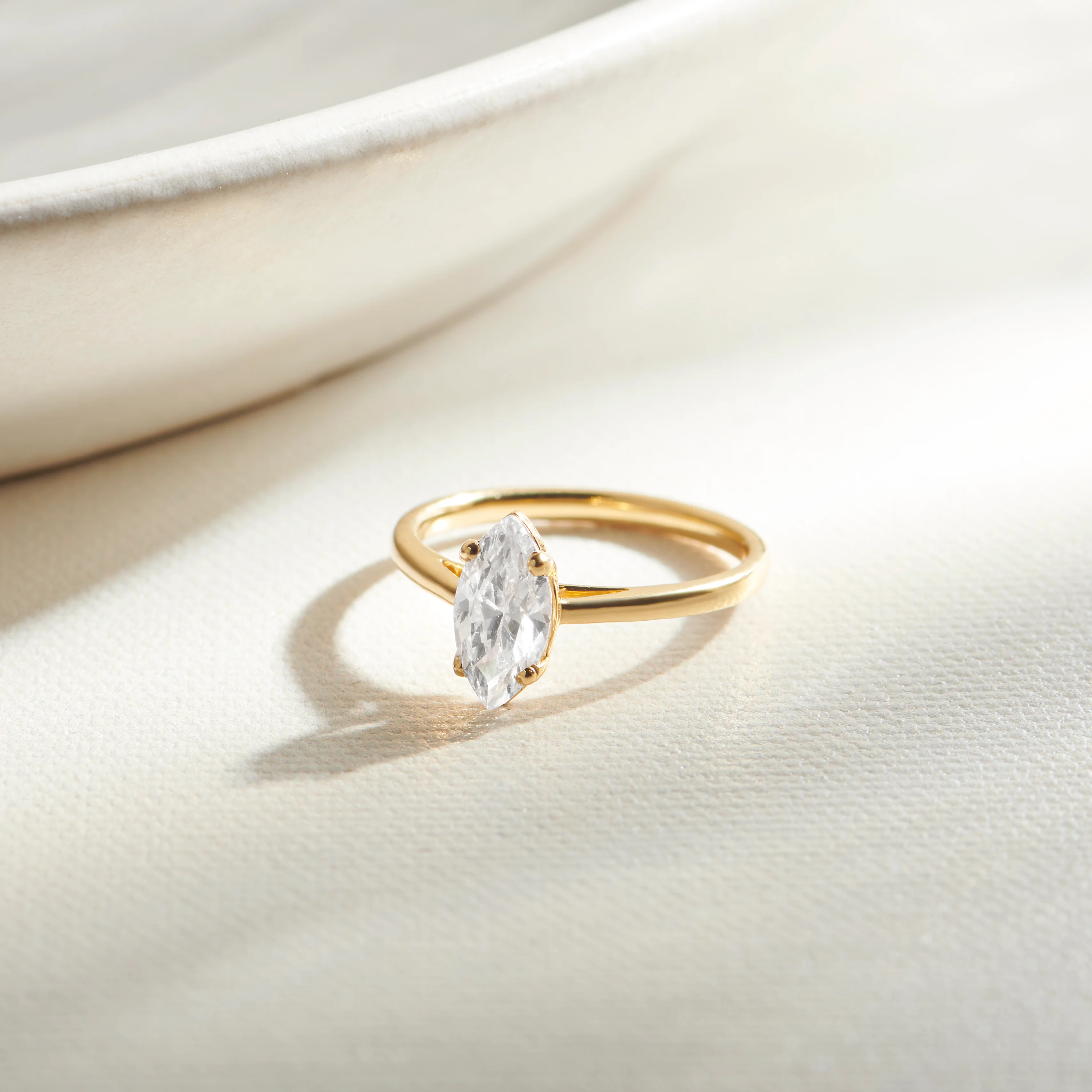 Solitaire Marquise Shape Diamond Engagement Ring - 1.00 Cts - Image 4